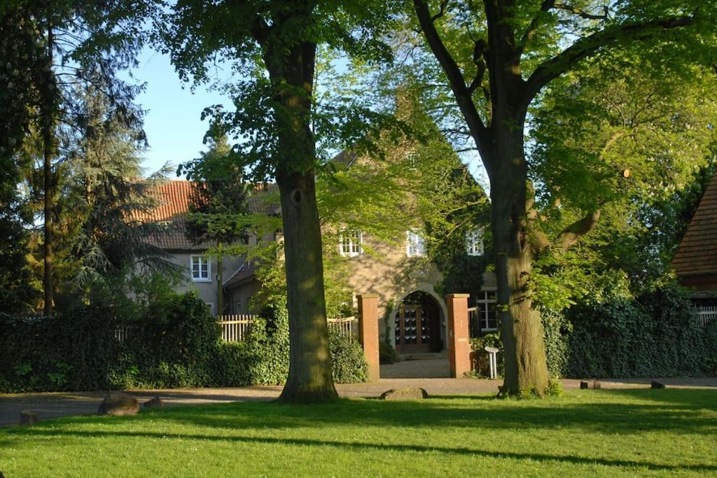 Haus Keppelborg: Zi Ferdinand Mit Rosengartenblick Heek Dış mekan fotoğraf